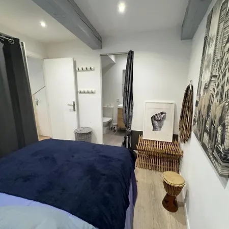 35m 2 *